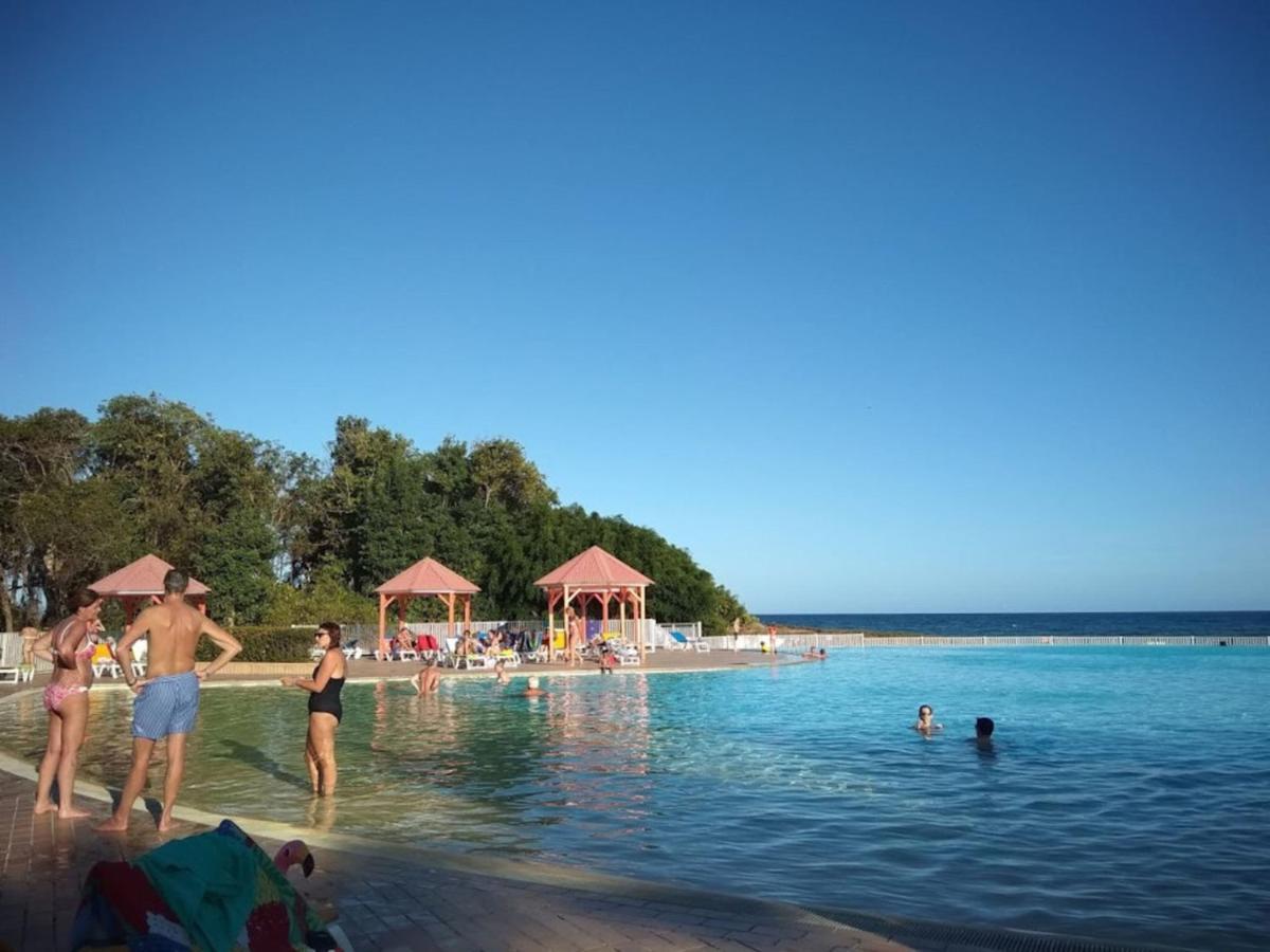 Escapades Ensoleillees - Saint-Francois - Front De Mer Et Piscine Leilighet Eksteriør bilde